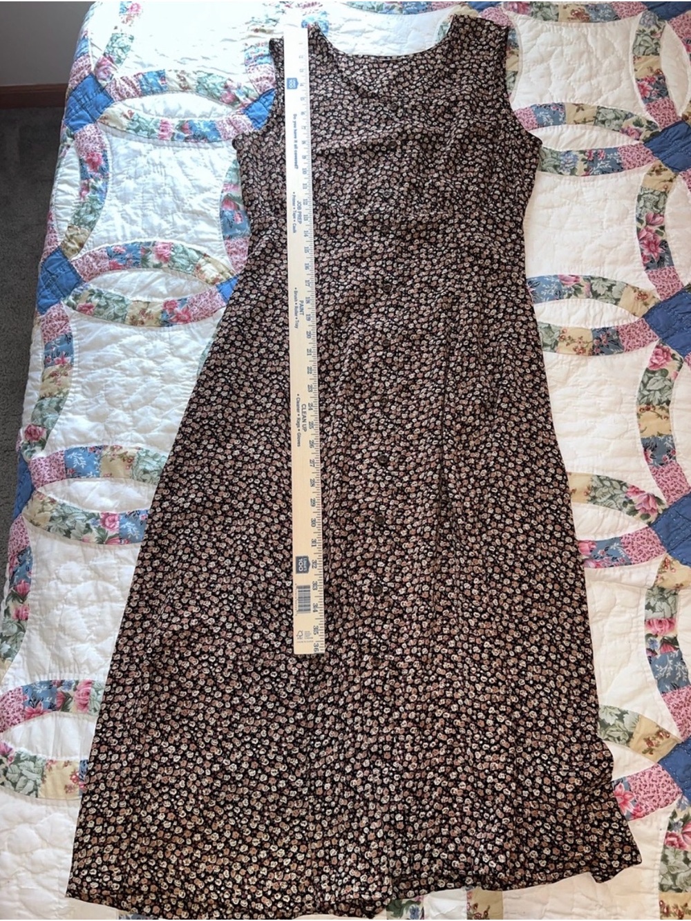Vintage 90s Calico Floral Button Front Midi Dress
Medium - Picture 6 of 9
